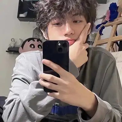 杨逸晨
